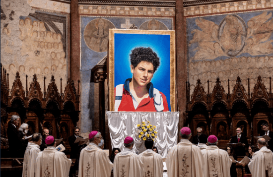 融可赢配 首个游戏玩家圣人！天主教教皇封圣首个90后男子